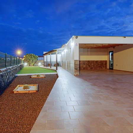 Villa Elena ลาคาเรส ภายนอก รูปภาพ